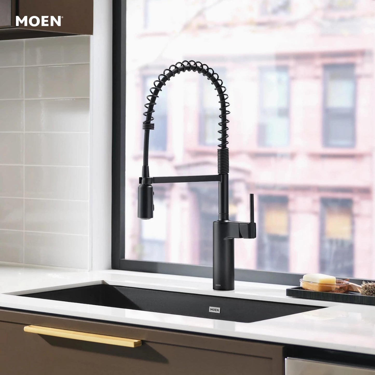 Moen Inara Matte Black Spring Pulldown Kitchen Faucet with Pre-Rinse and Power Boost, Modern Kitchen Faucet, One-Handle Easy Installation, 87863BL