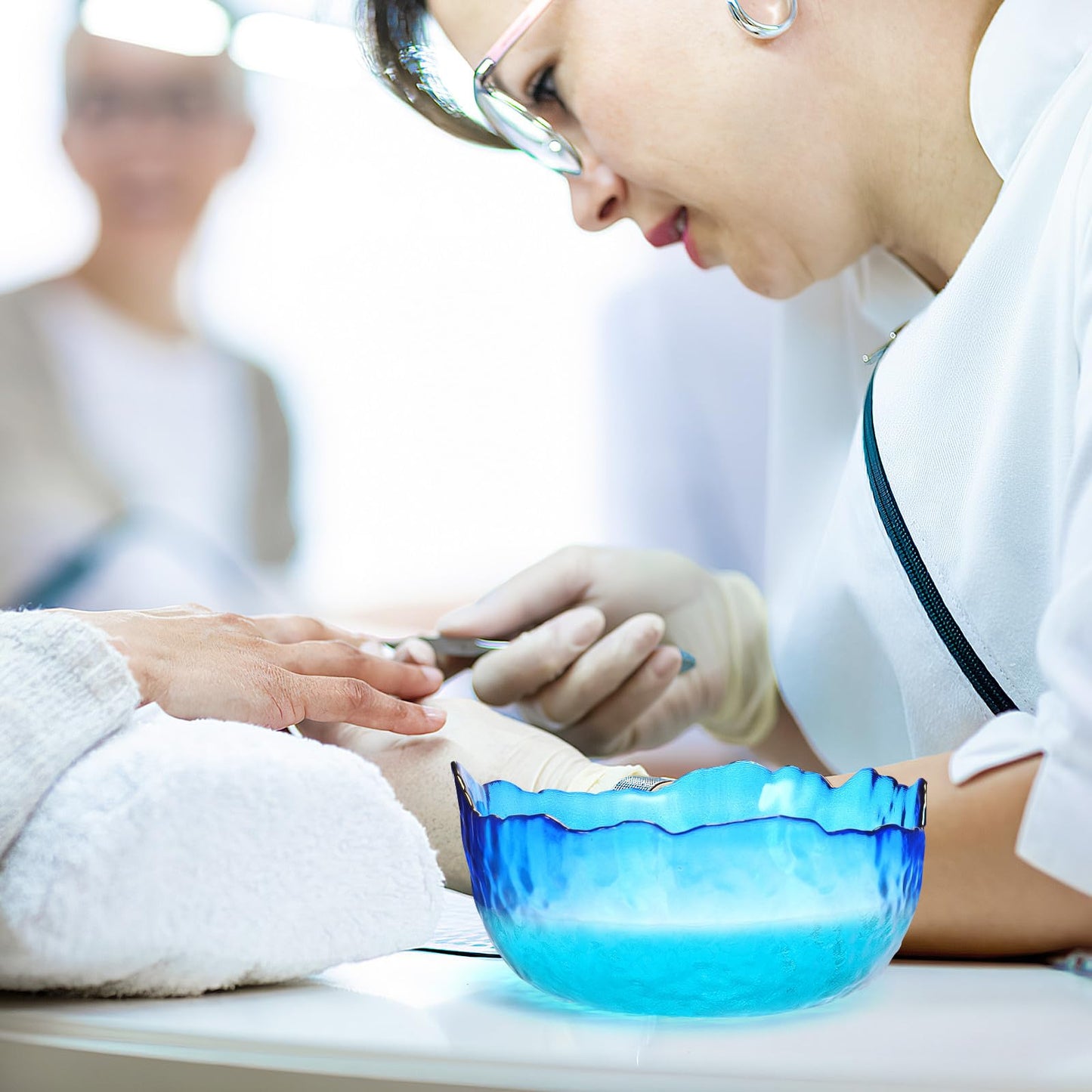 BESPORTBLE Nail Soaking Bowl 5.31In propanone Proof Manicure Soak off Bowl for Gel Polish Removal and Cuticle Softening Nail Art Supplies