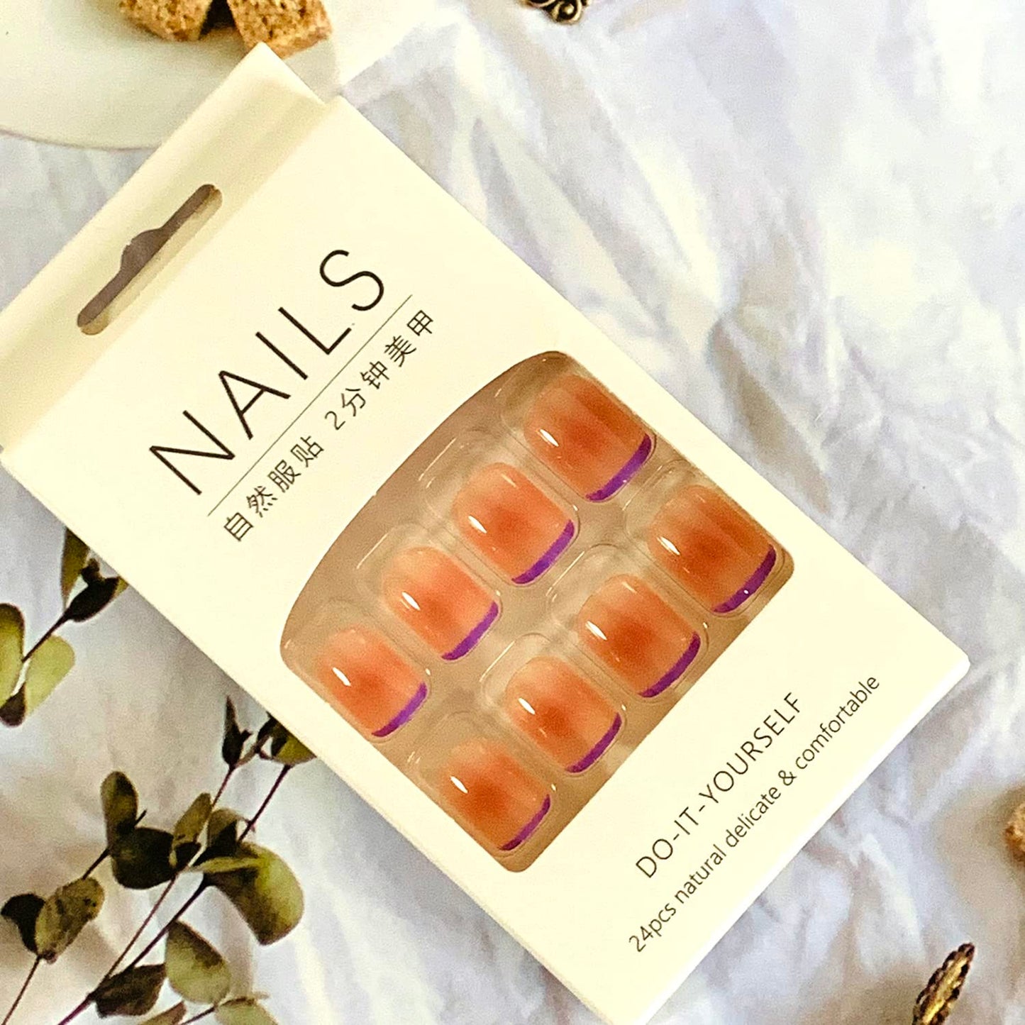 Press on Nails French Tips Short Coffin Shape Full Cover Reusable False Nails Kits Glue on Nails with Designs Artificial Glossy Fingernails Acrylic Fake Nails for Women Stick on Nails Square