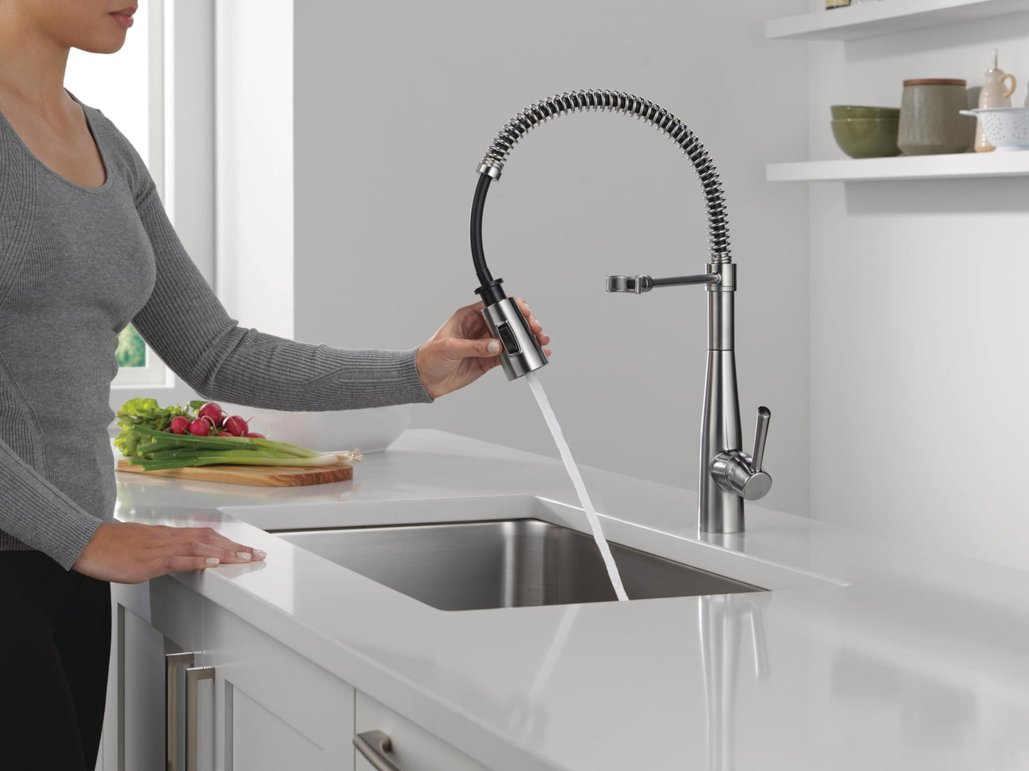 Delta Essa Pro Style Commercial Kitchen Faucet with Pull Down Sprayer, Brushed Nickel Single Hole Kitchen Sink Faucet, Single Handle, Arctic Stainless 9613-AR-DST
