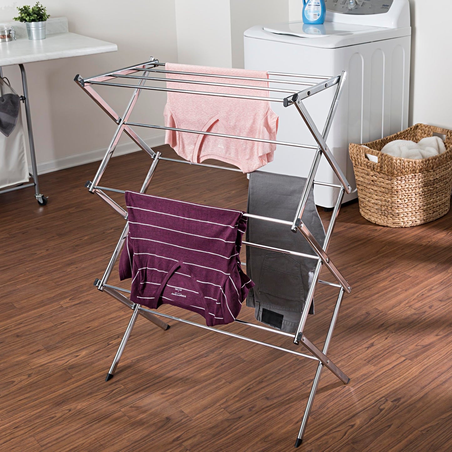Honey-Can-Do Commercial Accordion Wood Drying Rack, Chrome, for Storage