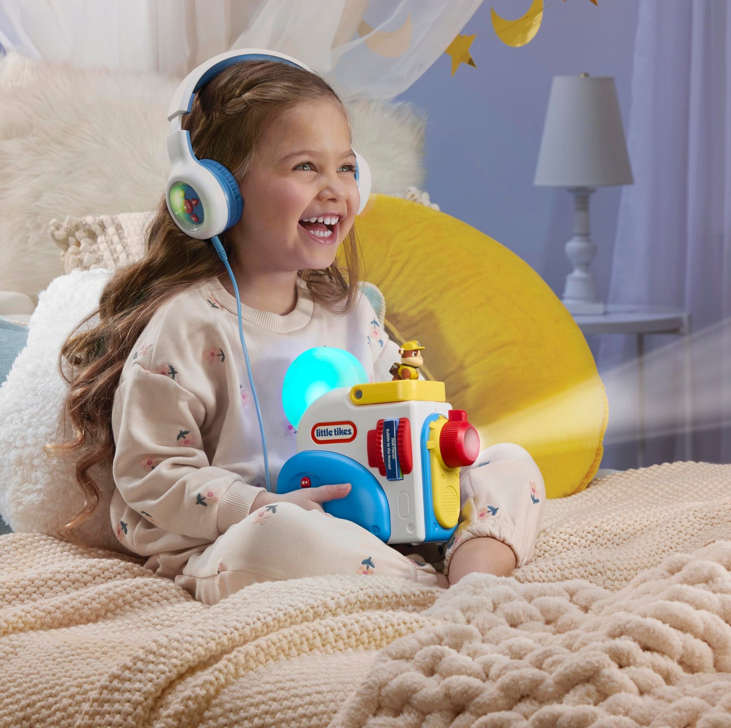 Little Tikes Story Dream Machine PAW Patrol Edition with Headphones, 6 PAW Patrol Stories & 2 Character Figures – Kids Audio Book Player, Toddler Toy Gift Ages 3+ (Amazon Exclusive)