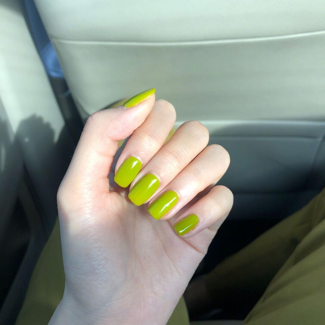 ORZOLATENT Press On Nails Short Square - 24PCS Lime Green Glossy Fake Nails sets, Vibrant Stick On Nails for Women Girls, Reusable Artificial Nails Cyanoacrylate Adhesive