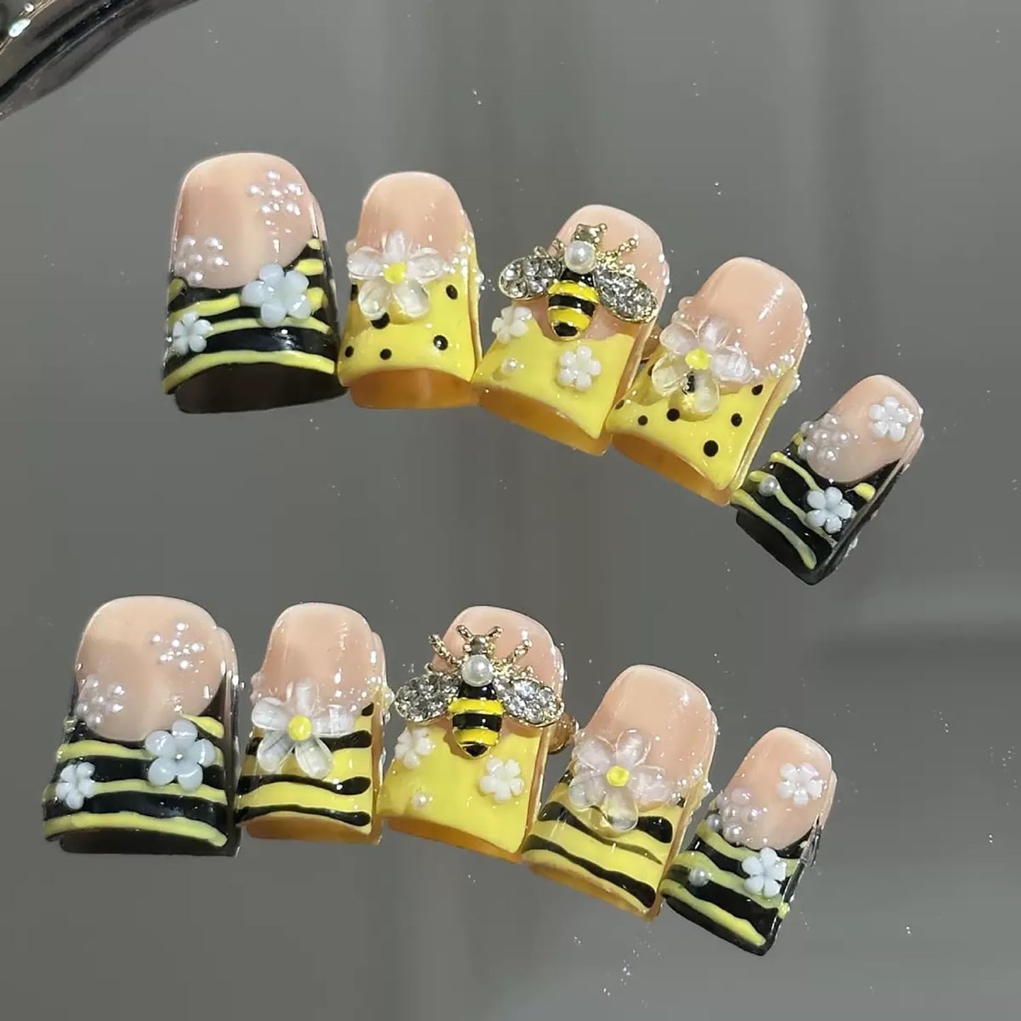Handmade Duck Press on Nails Acrylic Fake Nails with 3D Luxury Little Bee and Flower Designs Flower Stick on Nails Full Cover Thickened False Nails for Women Nail Art DIY（S)