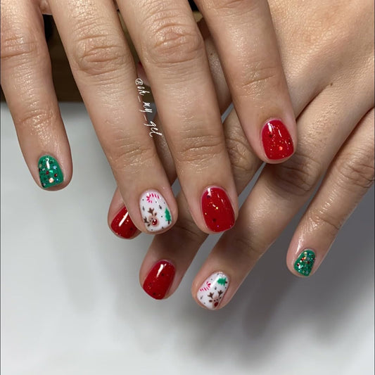 Christmas Short Press on Nails EIK Winter Fake Nails with Glitter Designs Crutch Red Full Cover Stick on Nails Christmas Tree Square Nail Press ons Xmas Reusable Cute False Nail for Women 24Pcs