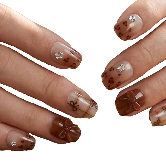 Brown Bow Press On Nails, Nude Plaid False Nails with 3D Bow Accent, Short Square Glue On Nails for Women, Elegant Cute Design for Daily Wear & Special Occasions,30PCS Set (The sizing runs small)