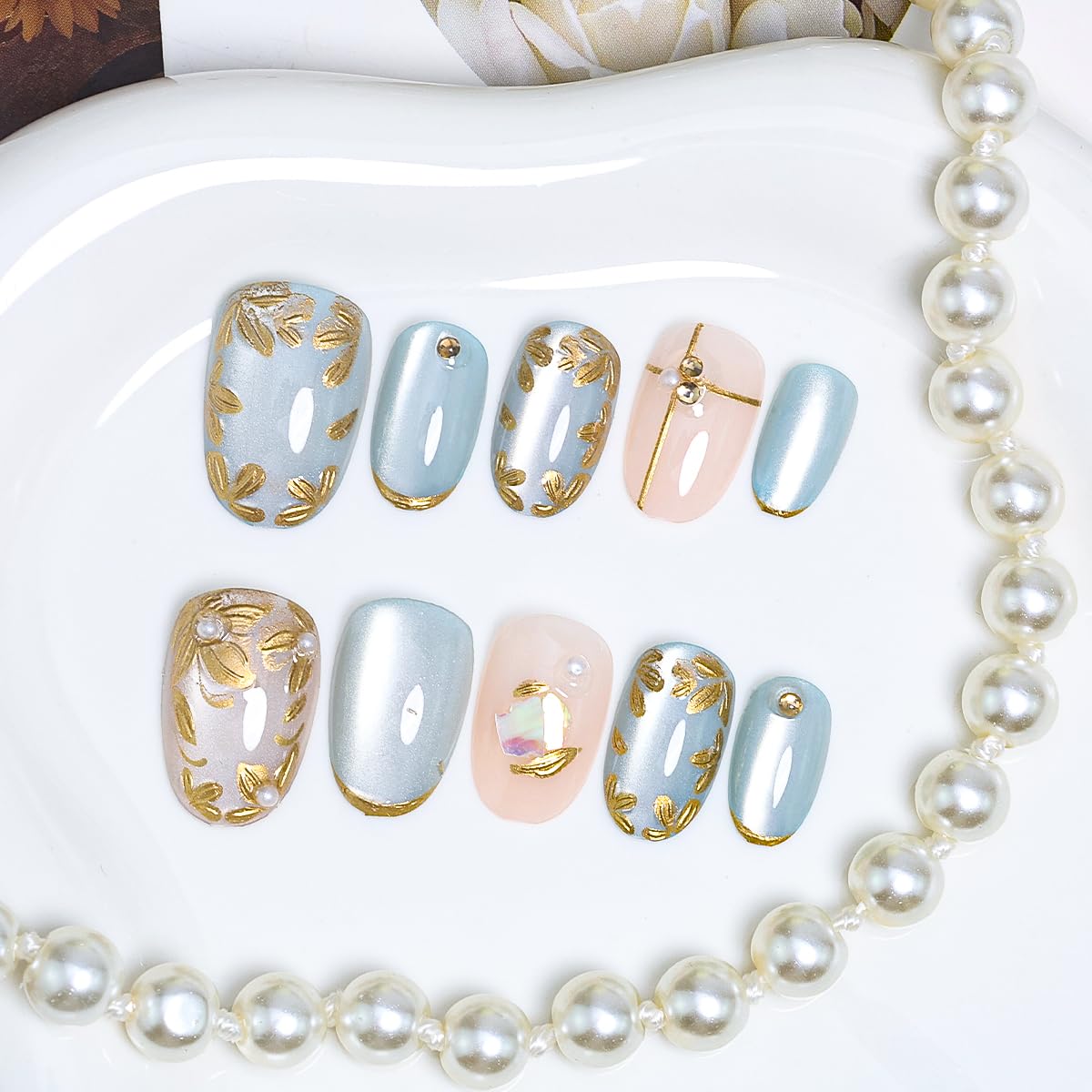 24Pcs Gold French Tip Fake Nails Short Press on Nails Gilded Flower Leaves Full Cover Glossy False Nails with 3D Rhinestones Glue on Nails Glitter Fall Floral Artificial Nails for Women Manicure Kit