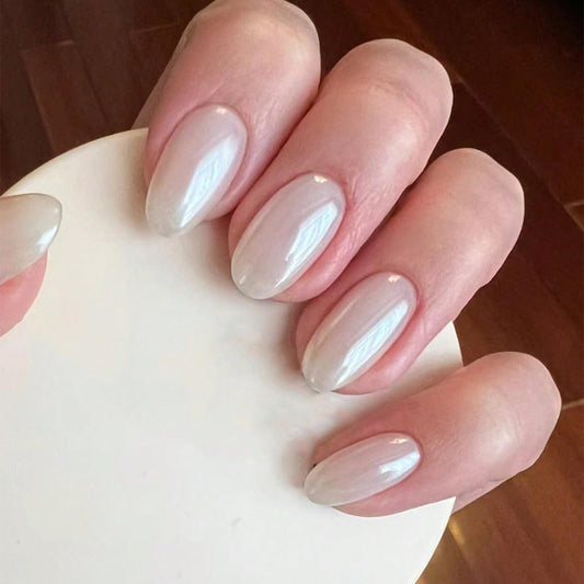 White Chrome Press on Nails Short Almond Fake Nails Aurora False Nails with Design Solid Mirror Pearl White Full Cover Glossy Acrylic for Women Girls Manicure Decoration 24Pcs
