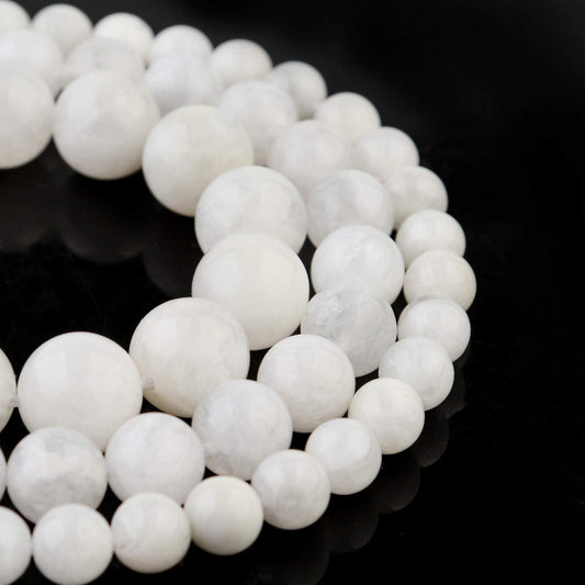 Filluck Natural Stone Beads 8mm White Moonstone Polished Round Smooth Gemstone Beads for Jewelry Making 15 Inch(White Moonstone,8mm)