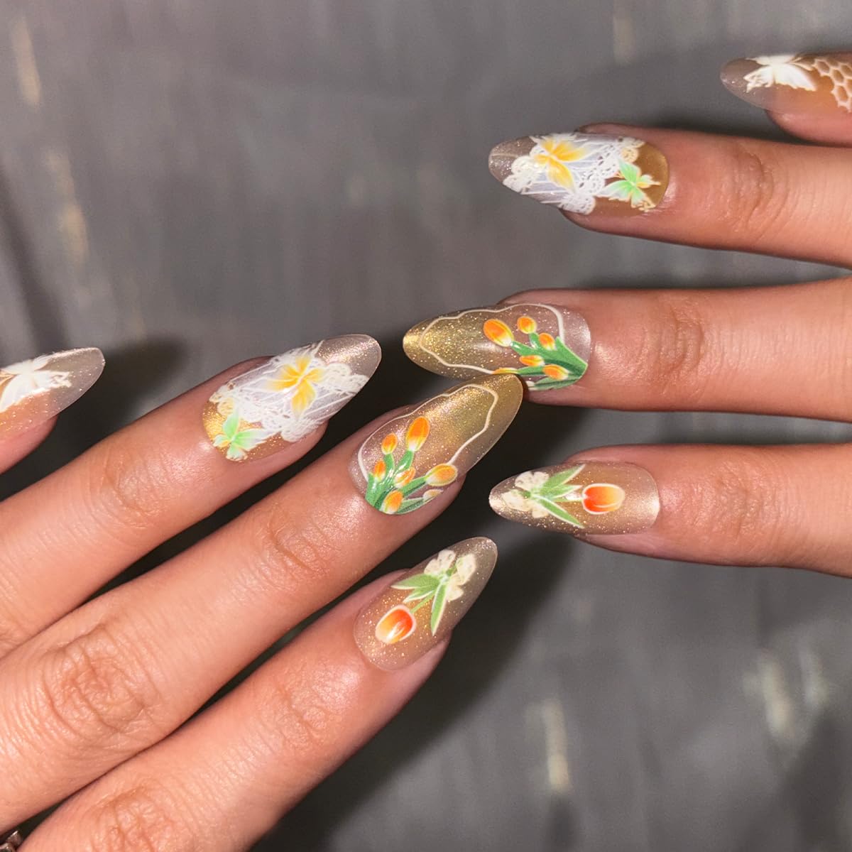 Spring Press on False Nails Gold Ombre Cat Eye Fake Nails Medium Almond Glue on Nails with Tulip Butterfly Designs Press ons Stick on Nail for Women Manicure 24Pcs