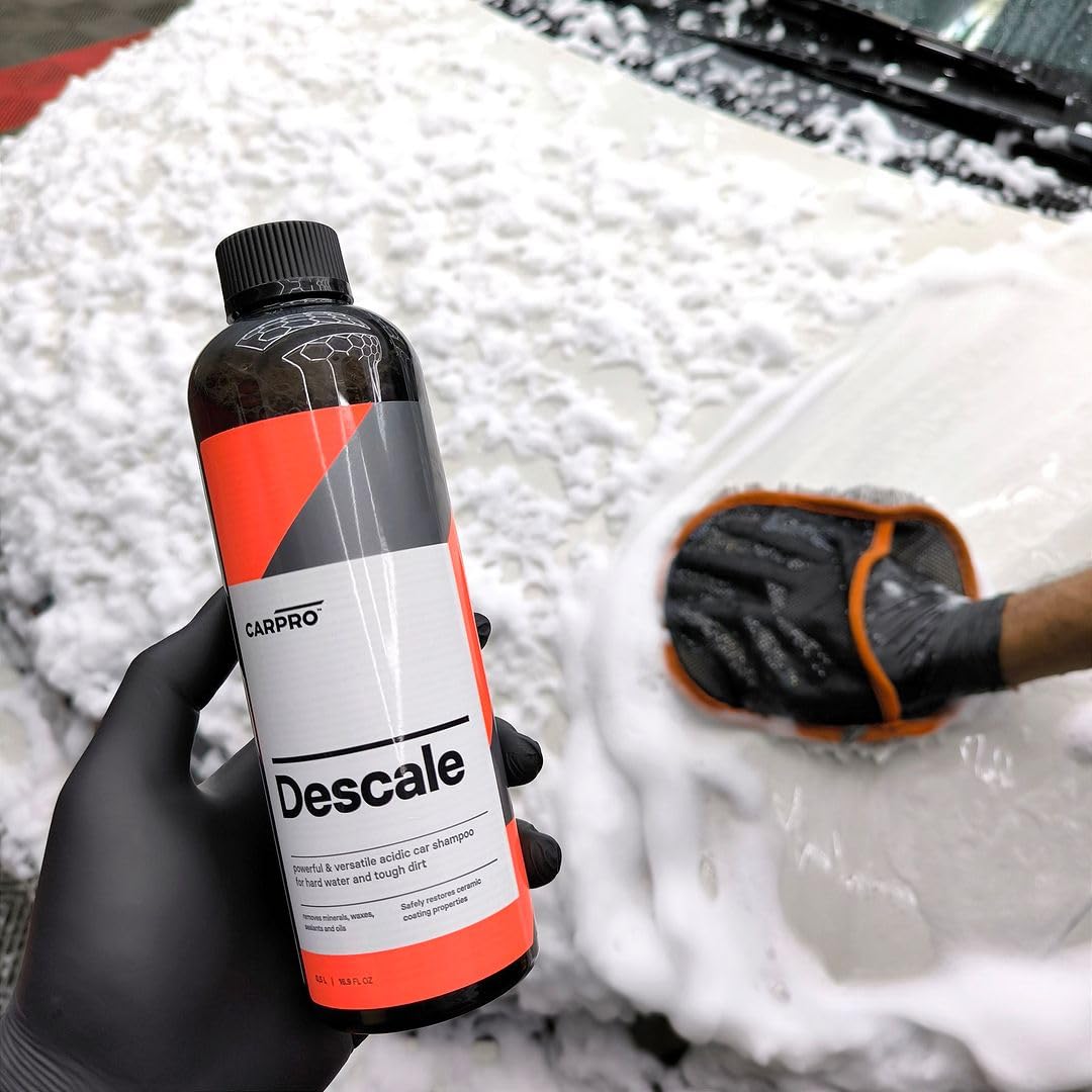 CARPRO Descale Acidic Car Shampoo Wash Concentrate, Removes Minerals, Waxes, Sealants & Oils - Gallon (135oz)