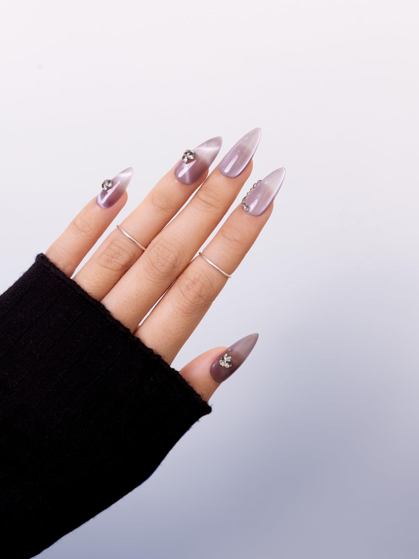 SIYOU Beauty | Mystical Glow | Purple Glow Medium Almond Press On Nails for Women (Medium) - Reusable, Salon-Quality Fake Nails (10pc)