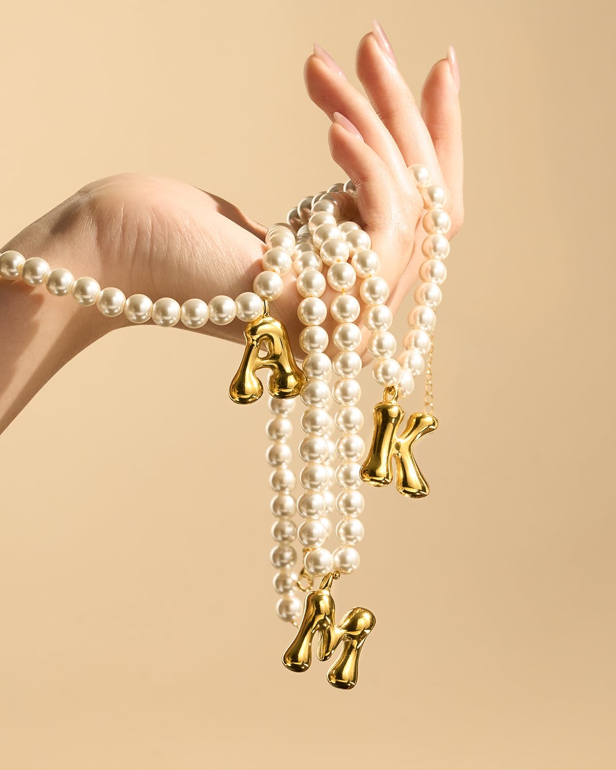 DoDoBeads Pearl Initial Necklace, 18K Gold Plated Stainless Steel Balloon Letter Pendant R, Non-Tarnish Waterproof Chunky Monogram Jewelry Gifts for Women Teens