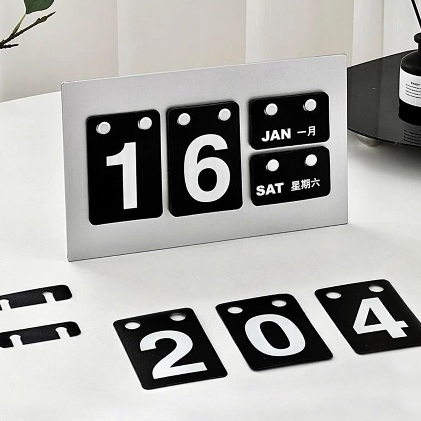 Calendar for Desk, Daily Desktop Perpetual Desk Calendar, Cute Date Display Desk Accessory for Home Office Decor, Teacher, Classroom, Reusable Yearly (BLACK)
