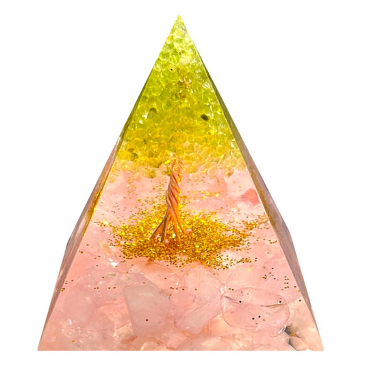 Saefheled Tree of Life Orgone Pyramid,Natural Energy Peridot Pink Crystal Orgonite Healing Crystal Pyramid,for Reduce Stress,Balance Chakra,Meditation Attract Luck,Accumulate Wealth Health(6cm)
