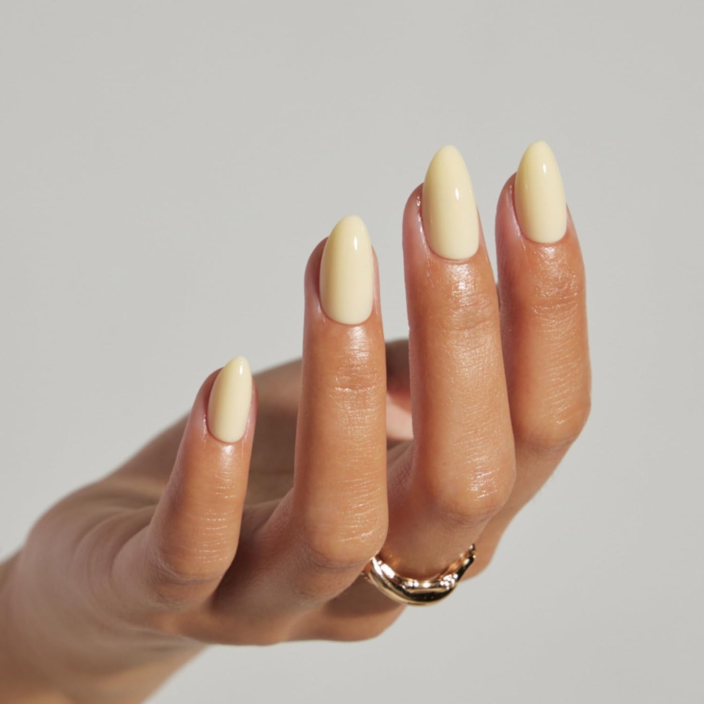 LAMIMOSA 32Pcs Butter Yellow Press On Nails Short Almond – Soft Gel Solid Color Fake Nails in 16 Sizes, Yellow Glue on Nail kit, Spring Nails, BUTTERCUP