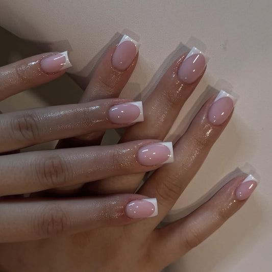 French Tip Press on Nails Short Square Fake Nails Glossy Nature False Nails Nude Pink Reusable Full Cover Acrylic Nails for Women Nail Decoration 24Pcs