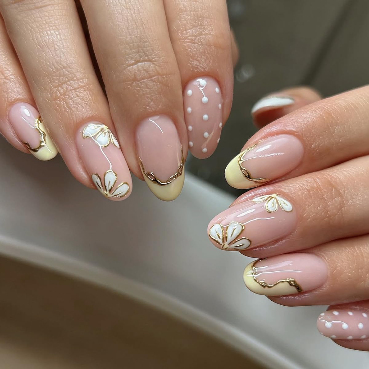 French Tip Press on Nails with Gold Line & White Flower Designs, Short Oval Cute Polka Dot Fake Nails, Spring Summer False Nails, Reusable Stick on Nails for Women Manicure 12 Sizes - 24 Pcs