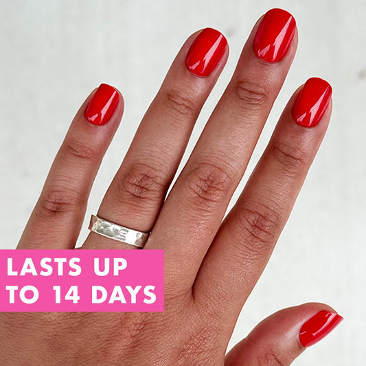 Olive & June Instant Mani Press-On Nails (Glue) | 42 Fake Nails, 21 Sizes | Non-Toxic, Long-Lasting Recycled Materials Realistic Look | Salon-Quality at Home | Short, Squoval | CV Cherry Red