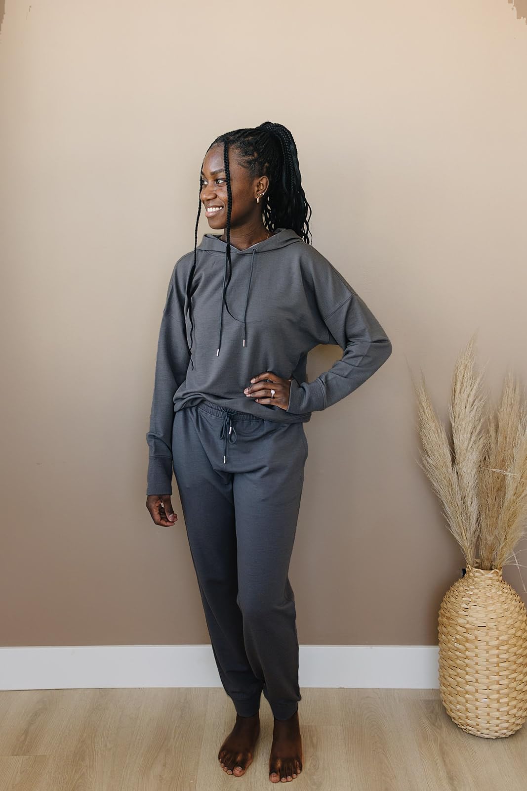 Woolino Merino Wool Women Joggers with Pockets, Athletic Pants for Women, Sweatpants for Running, Traveling, Hiking, Gray, Medium