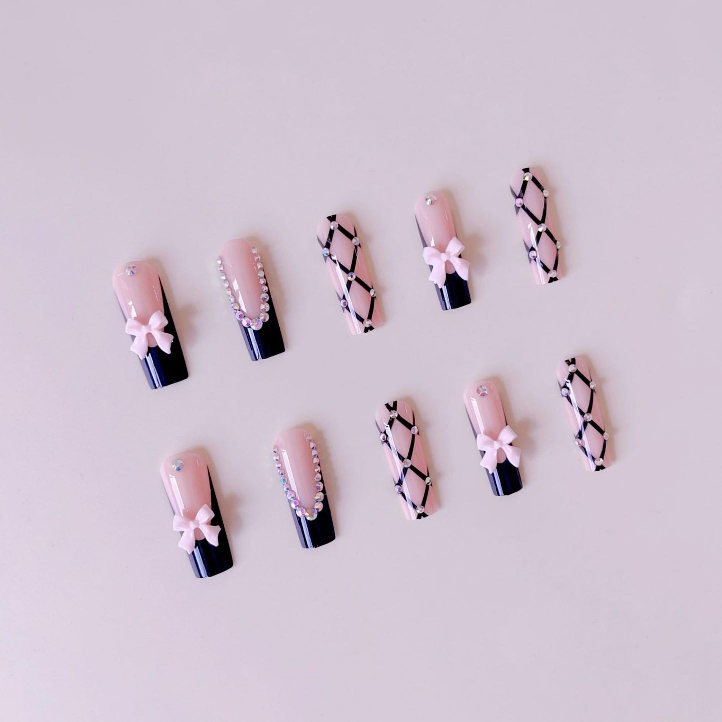 Octoswave Square Press on Nails Medium Fake Nails French Artificial Nail Bow and Rhinestones Stick on Nail for Women 24pcs