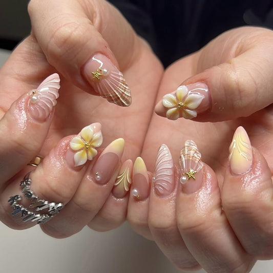 CTTHNBD Almond Press on Nails Short - Summer Fake Nails with Shell Starfish Design - French Tip, Flower False Nails for Women - 24 Pcs