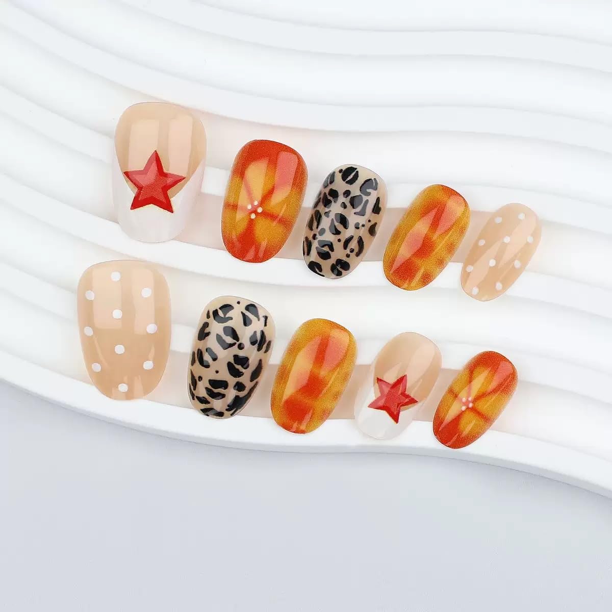 CTTHNBD Short Press on Nails - Oval Fake Nails with Star Polka Dot Design - Leopard Print, French Tip False Nails for Women - 24 Pcs