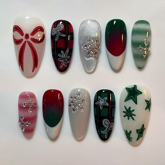 24pcs French Tip Press on Nails Medium Almond Fake Nails with 3d Snow Rhinestones Designs False Nails Christmas Glue on Nails Winter Snowflake Full Cover Artificial Stick on Nails Decoration for Women