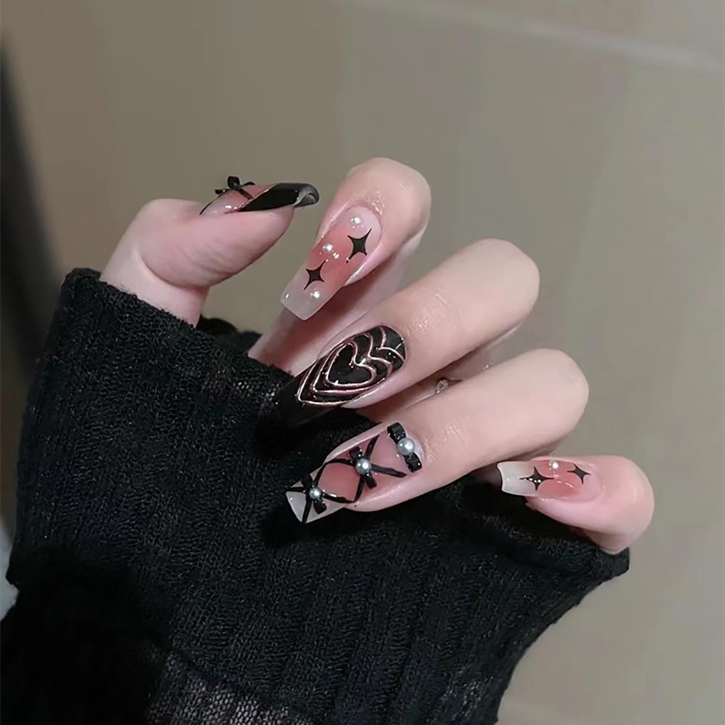 Vezocim Black Press on Nails Square Medium 24Pcs Glossy Full Cover Coffin French Tips Fake Nails with Heart Bow Pearl Designs Artificial Acrylic False Nails Fingernails Glue on Nails for Women
