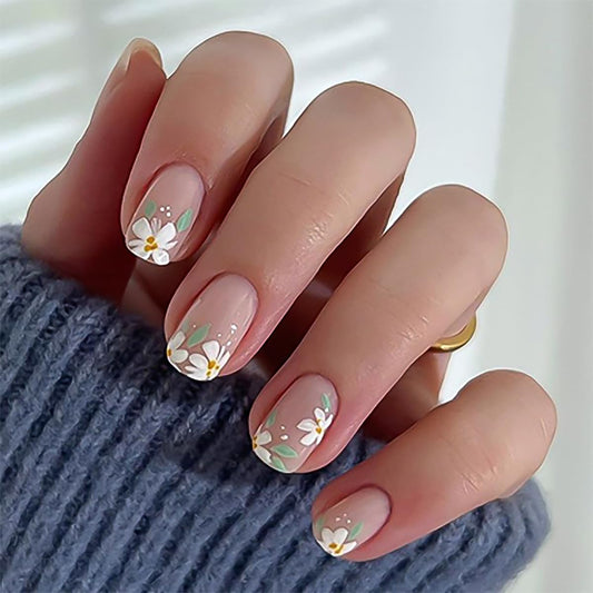 Stbisen Nude Pink Press On Nails Square Short, Daisy Flower Fake Nails with White Floral Design, Natural Glossy Finish Reusable Acrylic Nails, Glue On Nail Kit for Women, 24Pcs