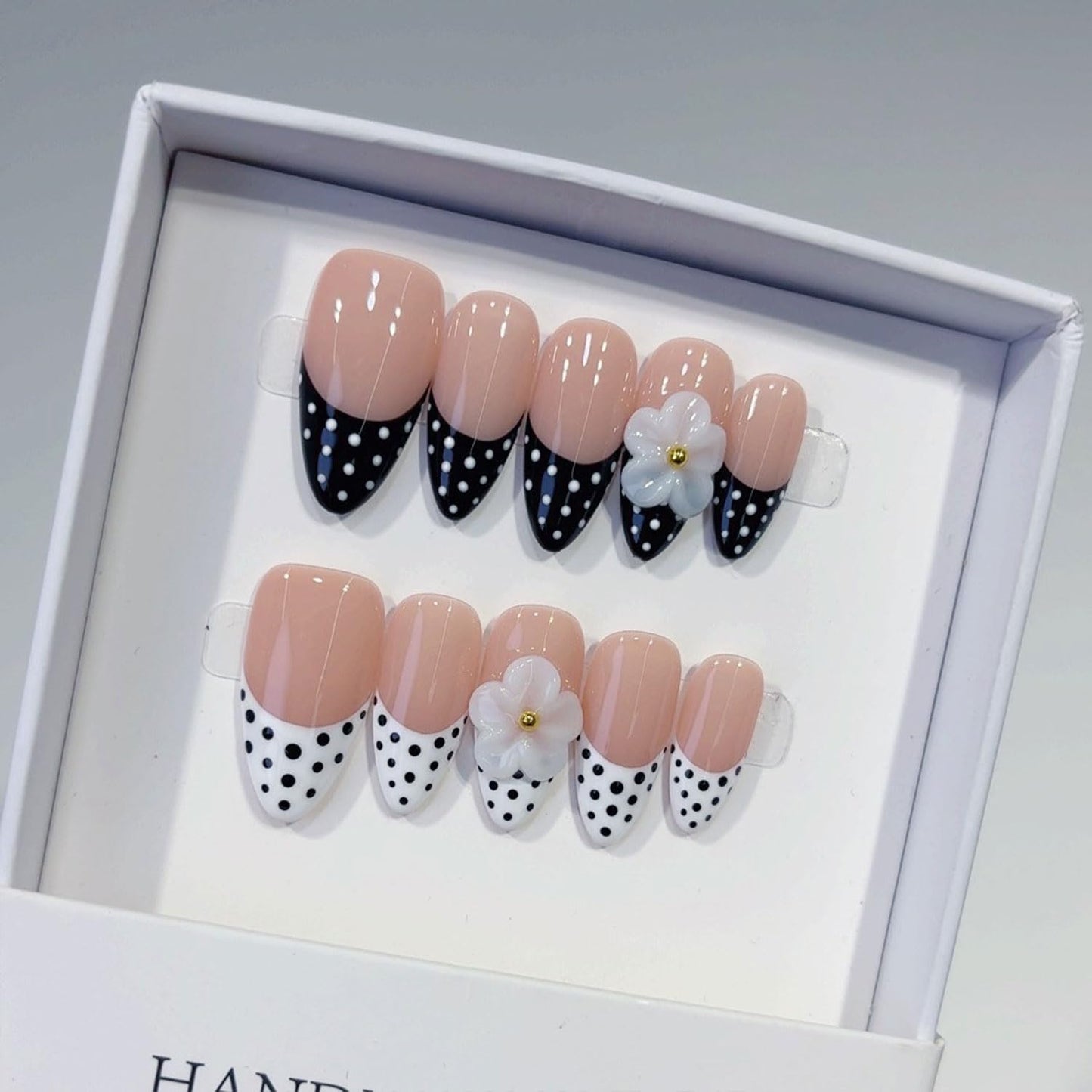 Polka Dot Press on Nails Medium Almond Fake Nails White Black French Tips Handmade False Nails Glossy Acrylic Nude Full Cover Glue on Nails Reusable Stick on Nail for Women Manicure 10 Pcs （M）