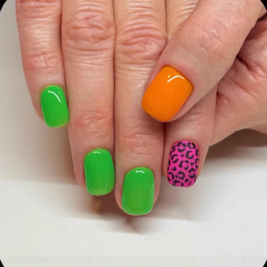 24pcs Leopard Print Press on Nail Short Square Fake Nails Full Cover Green Pink Orange Press ones with designs Solid Color Stick on Nail Glossy Reusable Colorful False Nails for Women Summer