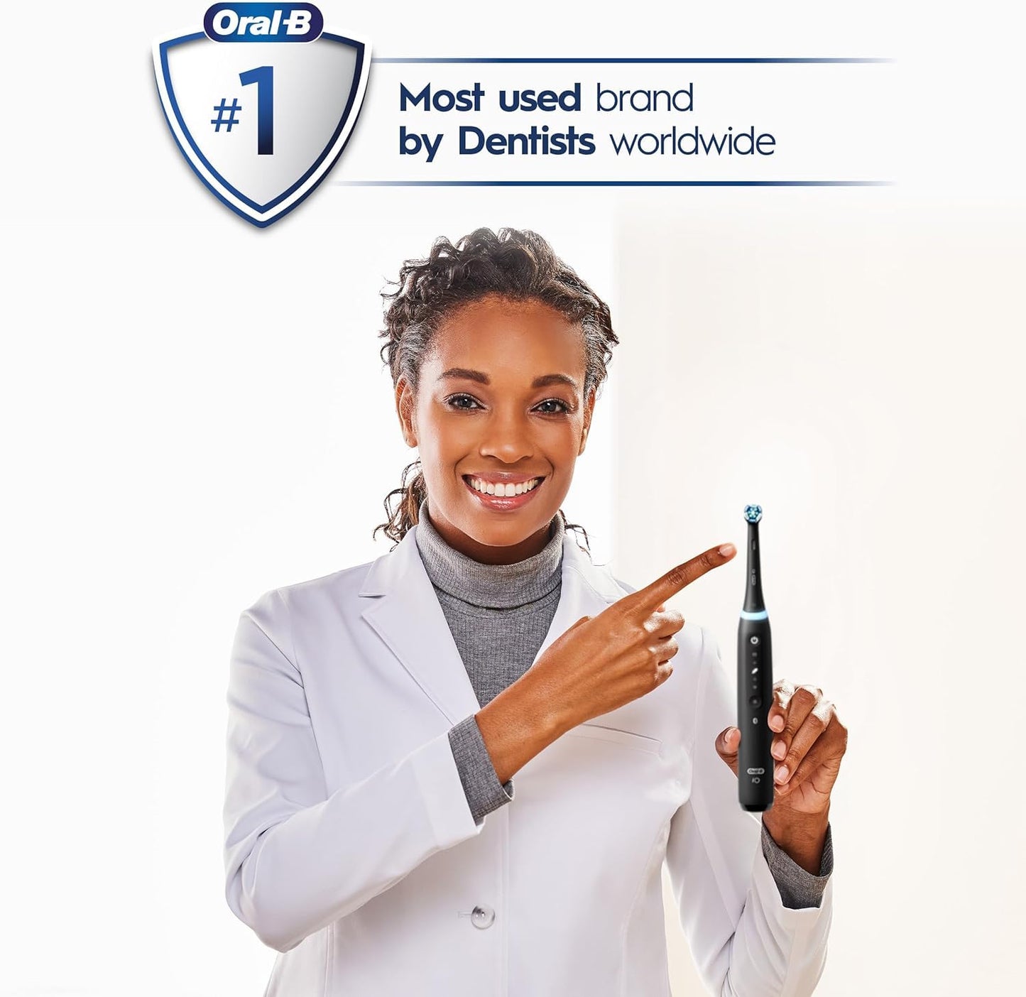 Oral-B iO Series 5 Luxe Bundle, (1) iO5 Electric Toothbrush with (3) Ultimate Clean Brush Heads and (1) Travel Case, White