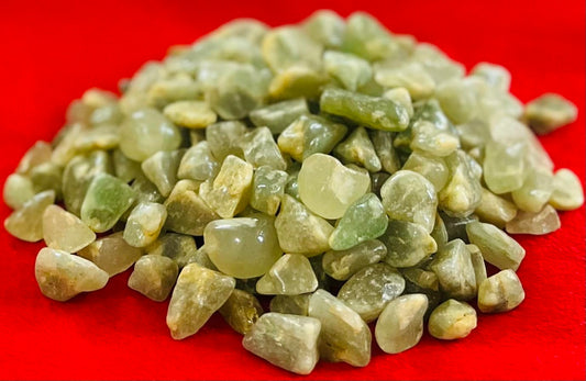 Indian Consigners Natural Crushed Polished Tumbled Gem Stone Chips, Decoration & Healing Crystals (Green Aventurine)
