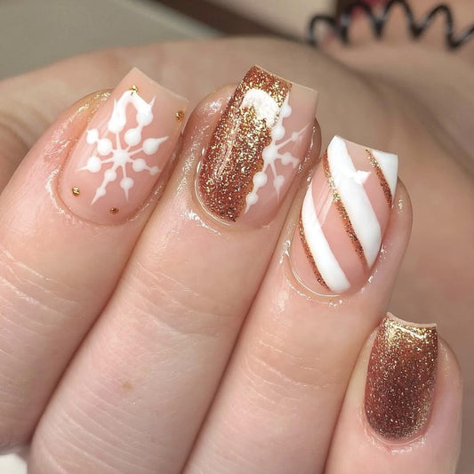 Square Press on Nails Short - Christmas Fake Nails wtih Snowflake Design - Winter False Nails Press ons - for Women 24 Pcs