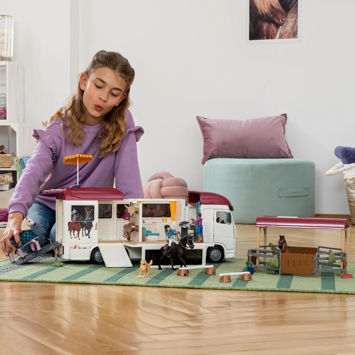 Schleich Horse Club - 227PC Lisa Transporter Playset – Horse Toy Trailer Set with Family, 3 Horses, Dog, Grooming Station & Rooftop Pool for Real Water Play – Realistic Toys for Kids Ages 5+ | 42619