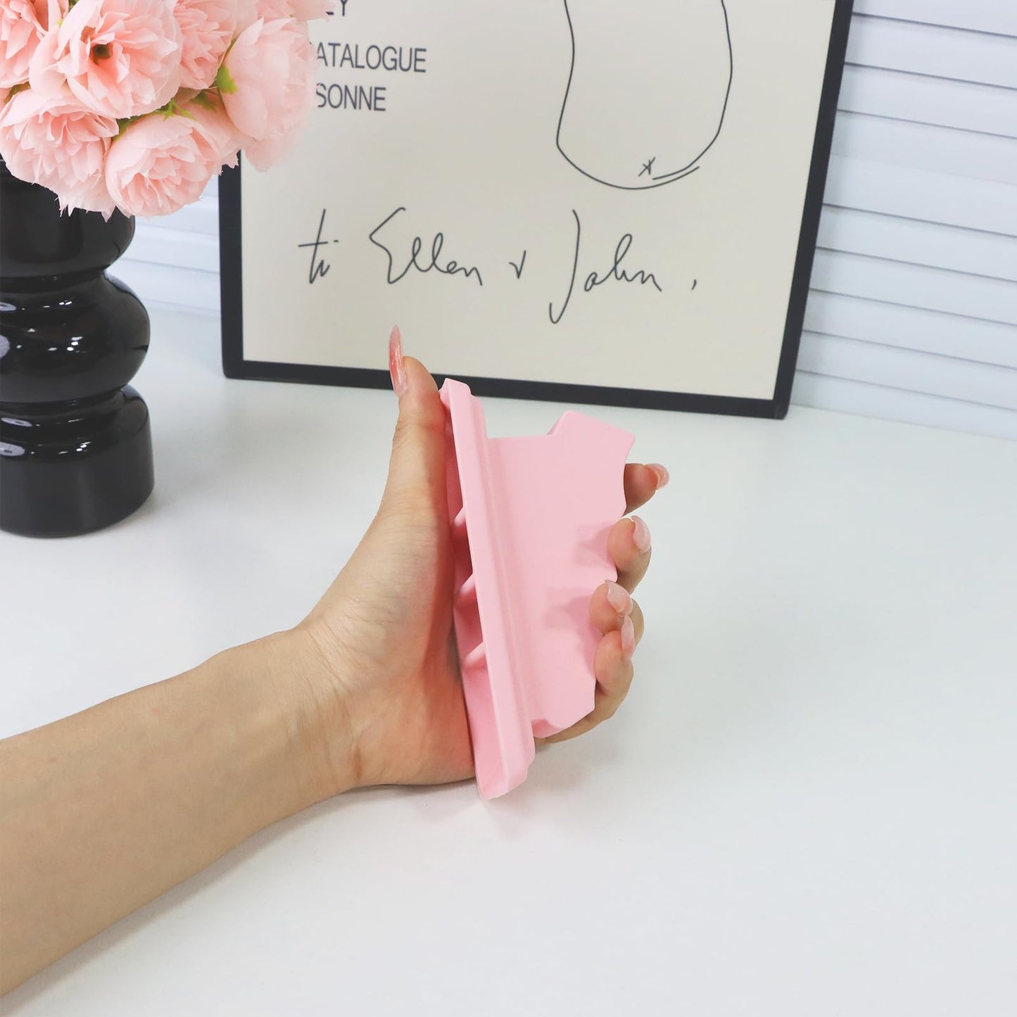 DR.YYDF Nail Polish Bottle Holder with Silicone Hand Rest, Tilted and Anti-Spill Nail Polish Holder Stand, Strong Suction cup, 360°Rotation Rose-like Nail Stand, Nail Art Tools (Pink Stand and Hand Rest)