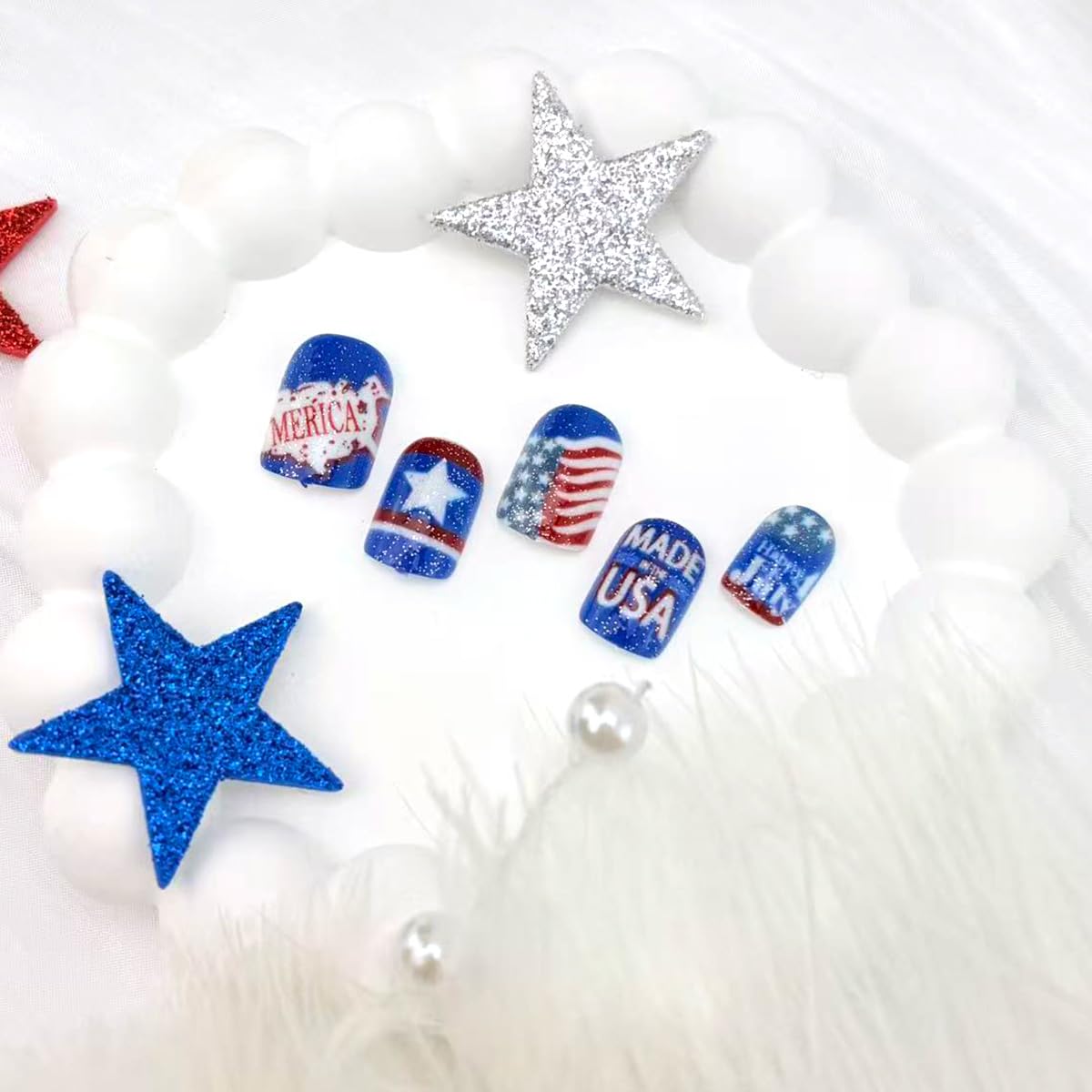 24Pcs Independence Day Press on Nails Short Square Fake Nails American Flag Star Letters False Nails with Happy 4th Of July Design Blue Glitter Glue on Nail Patriotic Stick on Nails for Women Manicure