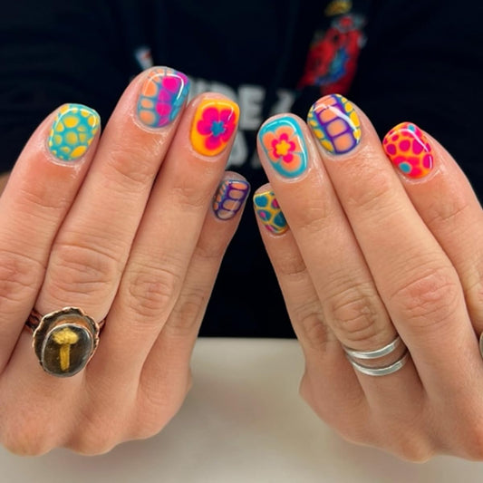 plalely Square Press on Nails Short Colorful Fake Nail Turtle Stripes with Flower Design Acrylic Nail Press ons Classic Stick on Nail for Women 24pcs
