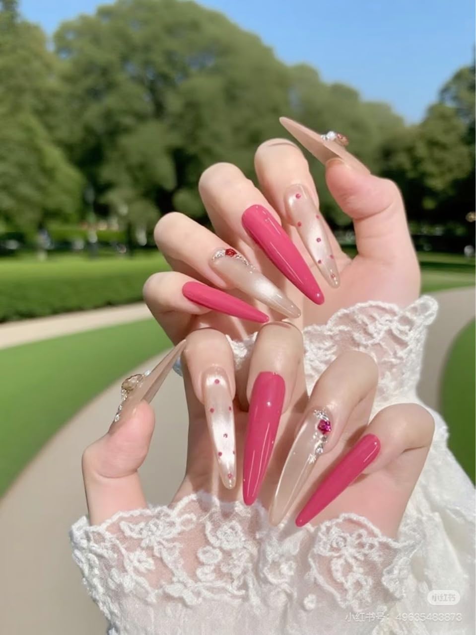 Glam Silver Coral Press On Nails, Heart Rhinestone Embellished Extra Long Stiletto Fake Nails, Reusable Manicure Set (M)