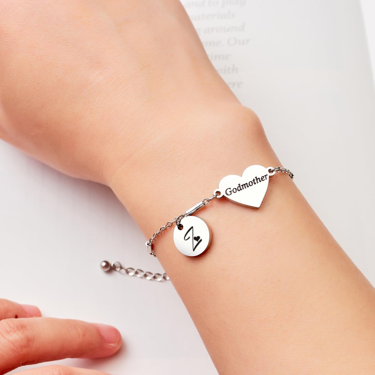 CHENVA Godmother Gifts Initial Bracelet Bangle for Women Gift for Godmother from Goddaughter (Godmother Bracelet Z)