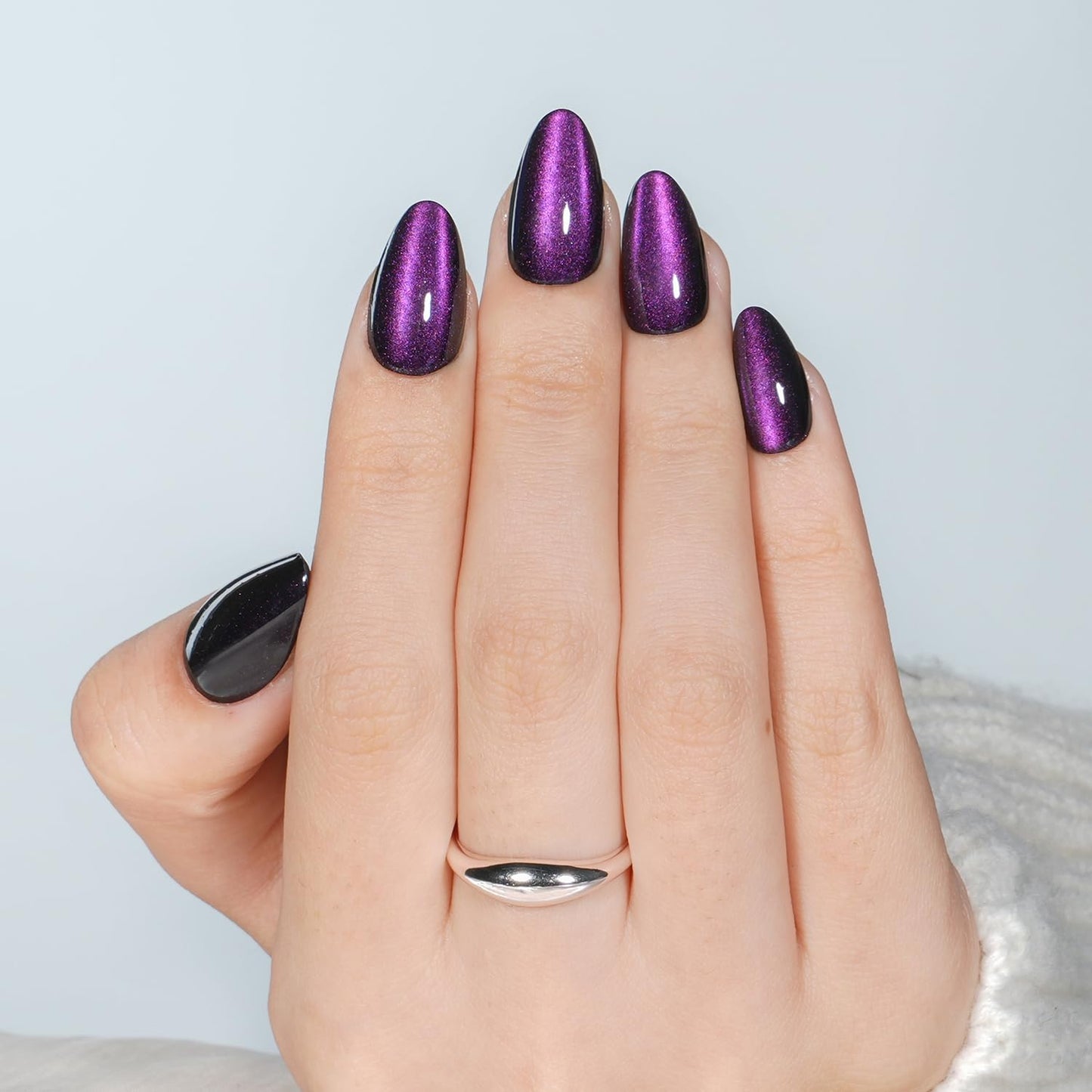 Leefrei Purple Cat Eye Press on Nails - Short Almond Cat Eye Nails, Soft Gel Violet Reusable Glossy Fake Nails Press ons for Women, 32 pcs in 16 Sizes False Nails Kit with Glue, Violet Mirage