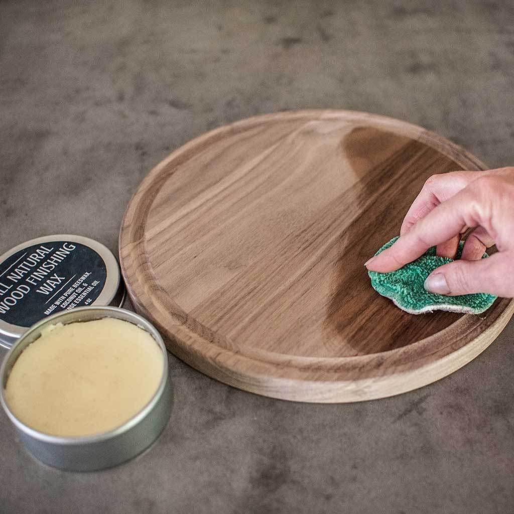 Extra Large Walnut + Basic Care Kit