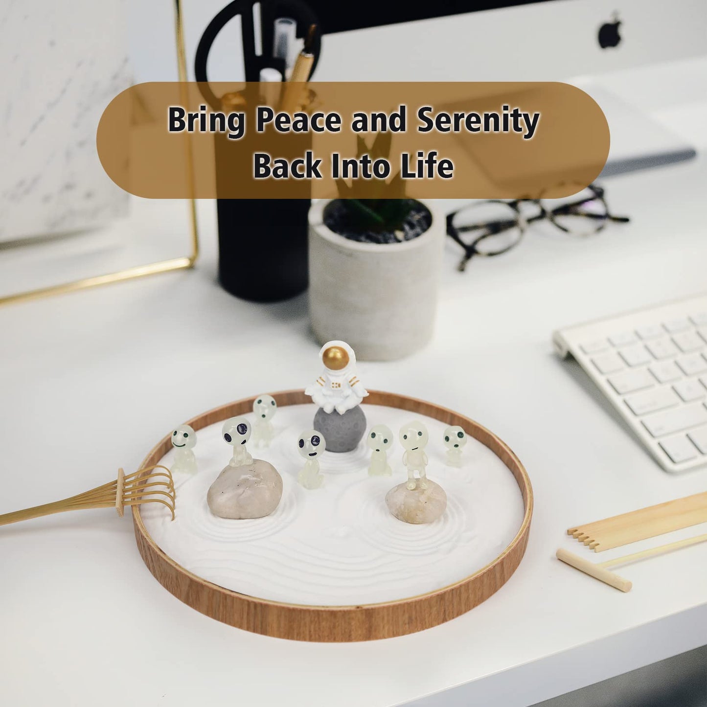 FOLKOR LIFE Desktop Zen Garden Kit, Outer Space Themed Zen Decor Sand Tray with Astronaut Statue and Aliens Figurines, Spaceman Planet Tabletop Ornament Zen Gift Meditation Gadget for Home Office