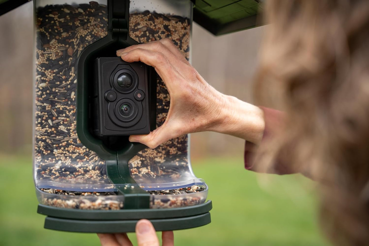 Feathersnap Smart Birdfeeder with AI Identification and Wi-Fi Solar Powered, Captures HD Pictures and Videos Sent Directly to Your Phone (Bird Feeder & Pole)