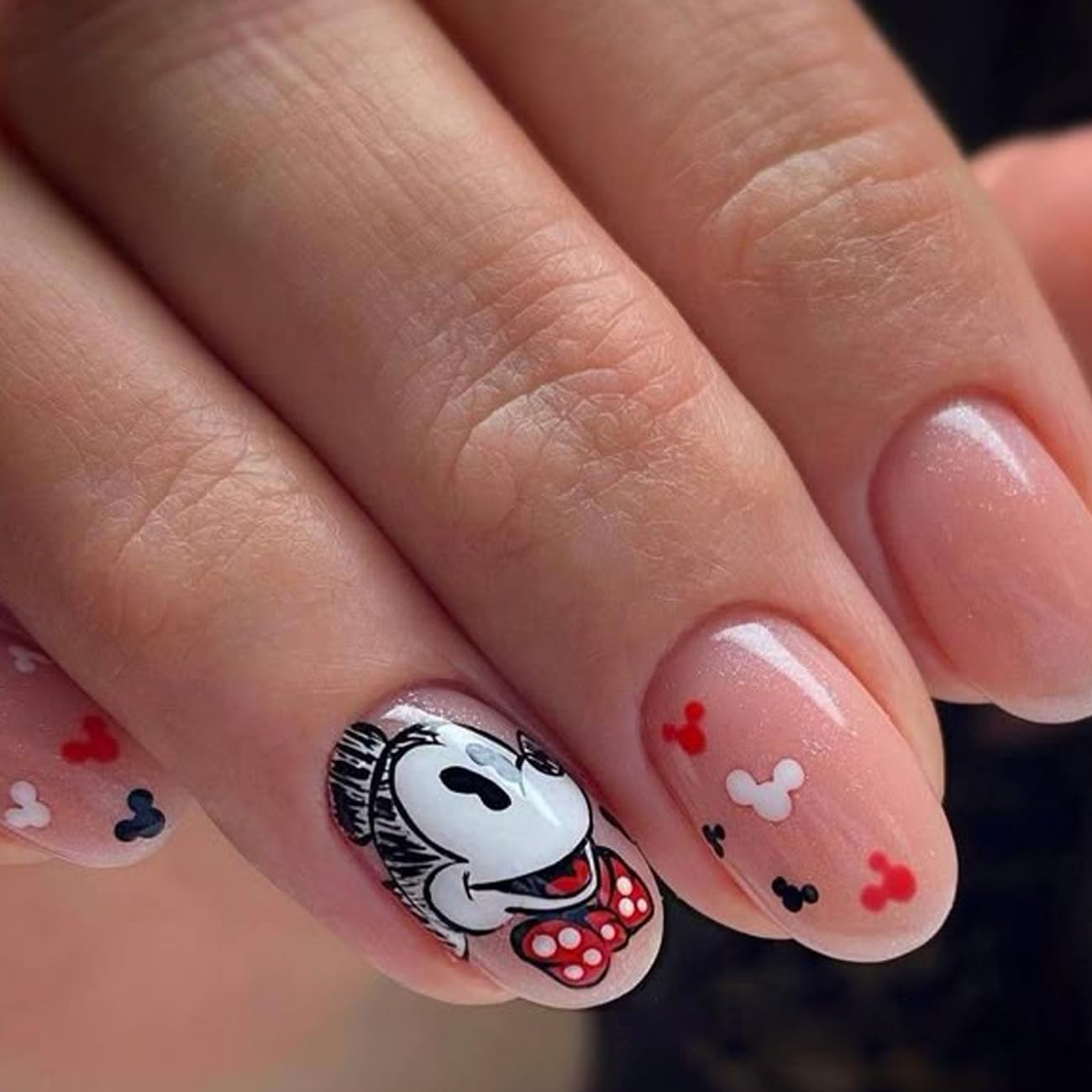 24Pcs Cute Press on Nails Short Fake Nails Tips Glitter Full Cover Nude False Nail for Women Artificial Reusable Nails Kit with Nail Jelly Glue Cartoon Press on Fashion False Nails Gifts