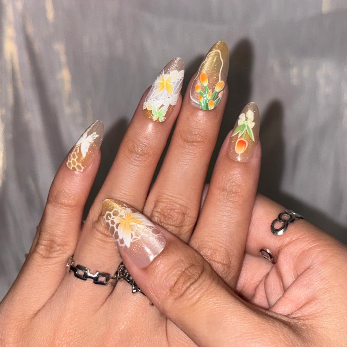 Spring Press on False Nails Gold Ombre Cat Eye Fake Nails Medium Almond Glue on Nails with Tulip Butterfly Designs Press ons Stick on Nail for Women Manicure 24Pcs