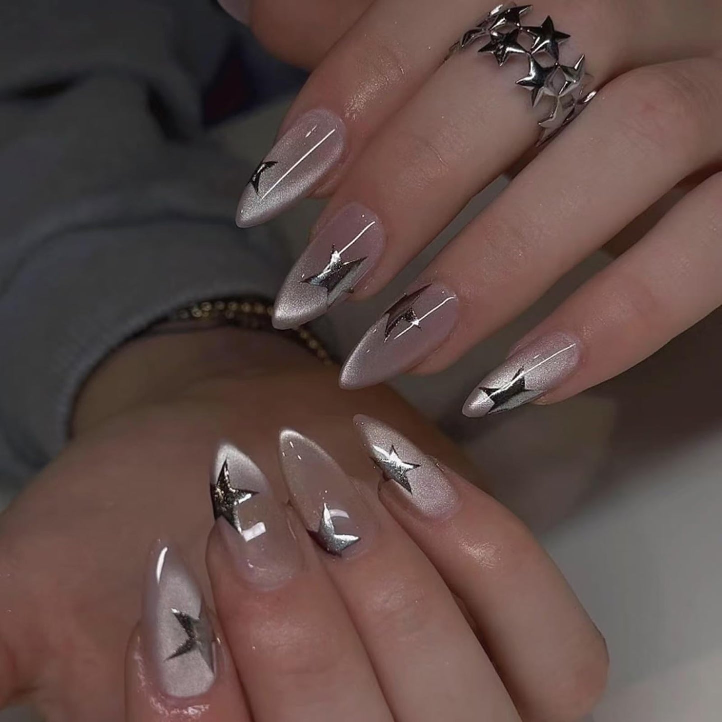 Mivota Medium Press on Nails Almond Cat Eye Nude Fake Nails Glossy Glue On Nails with 3D Silver Star Nail Art Designs, Decorative Thick Reusable Glossy Full Cover Stick on Nails for Women 24Pcs