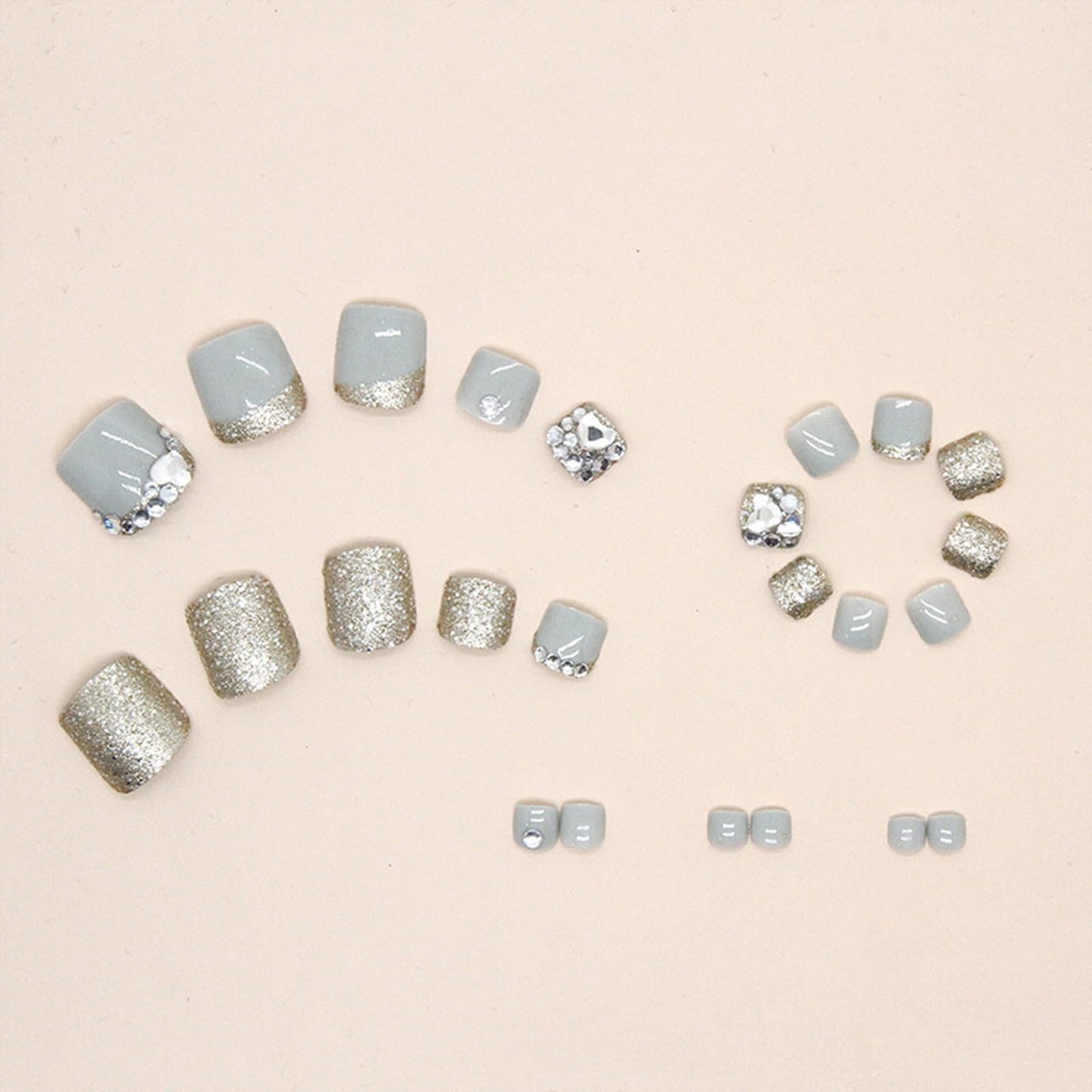 White Press on Toenails Gold Glitter Rhinestone Design Square Fake Toenails Luxurious Short Acrylic False Toes Nails Cute Artificial Beach Full Cover Toenail White for Women and Girls 24Pcs