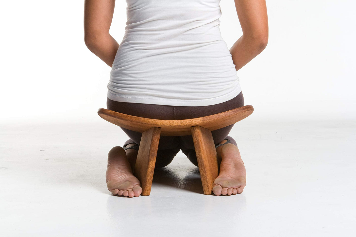 BLUECONY Meditation Bench IKUKO Original, Portable Version with Bag, Locally Handmade Yoga Exercise Wooden Kneeling Ergonomic Seiza Seat - Dark Walnut, Standard Height (7" or 18cm)